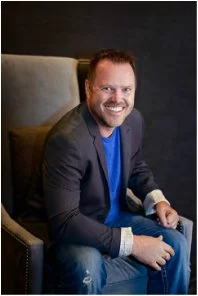 Derrick Tennant